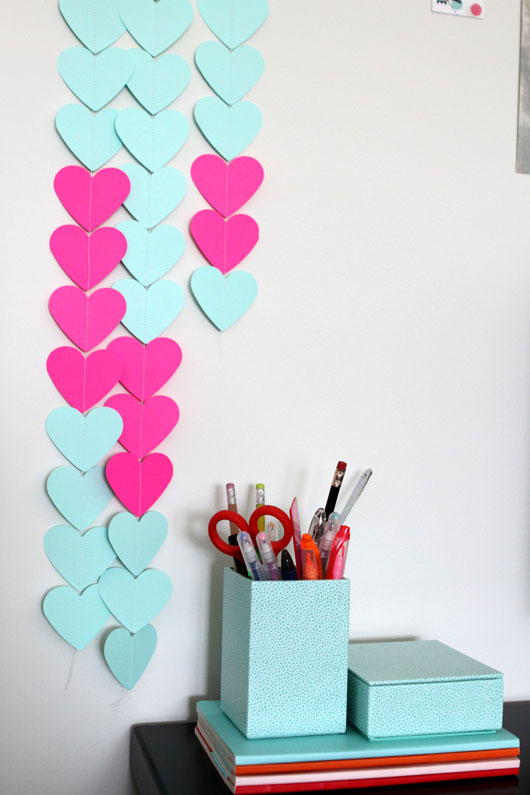 DIY-Neon-Heart-Paper-Chains