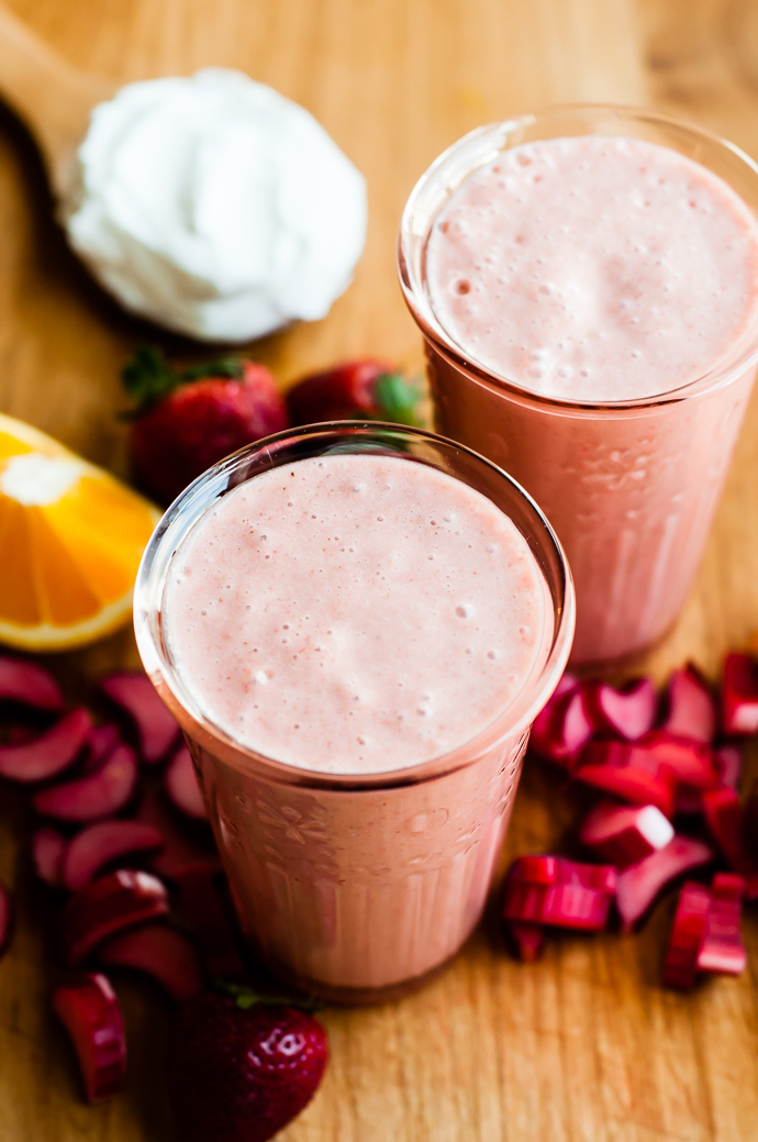 Strawberry Rhubarb Smoothie